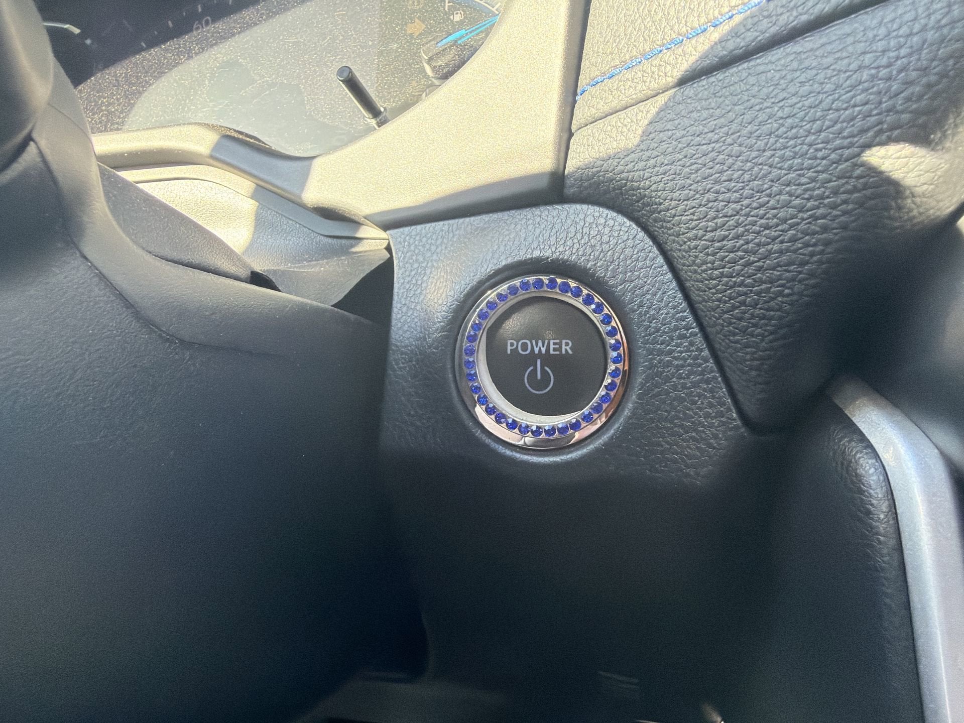 2024 Toyota RAV4 Hybrid XSE AWD (Natl)