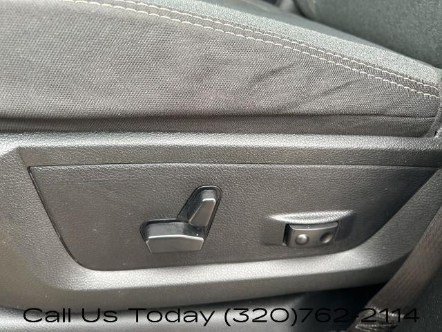 2023 RAM 3500 Big Horn 4x4 Crew Cab 8' Box