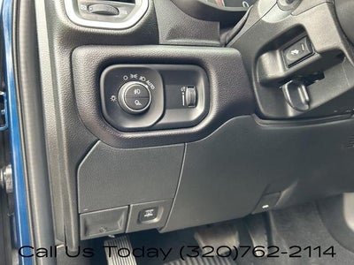 2023 RAM 3500 Big Horn 4x4 Crew Cab 8' Box