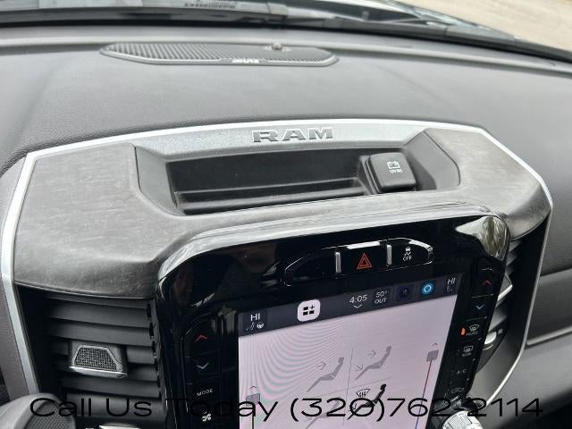2023 RAM 3500 Big Horn 4x4 Crew Cab 8' Box