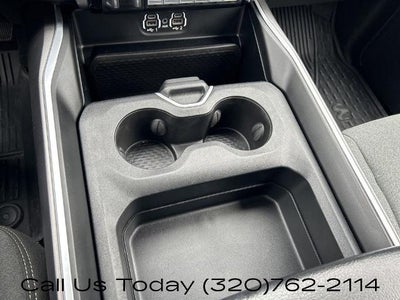 2023 RAM 3500 Big Horn 4x4 Crew Cab 8' Box