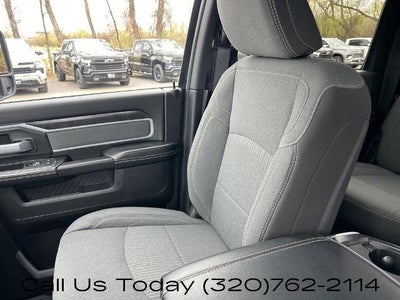 2023 RAM 3500 Big Horn 4x4 Crew Cab 8' Box