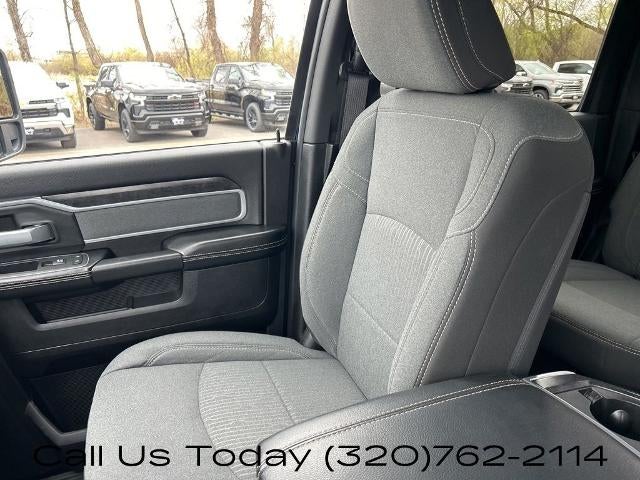 2023 RAM 3500 Big Horn 4x4 Crew Cab 8' Box