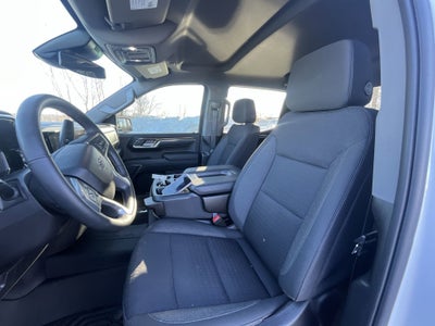 2024 Chevrolet Silverado 1500 Crew Cab Standard Box 4-Wheel Drive LT Trail Boss