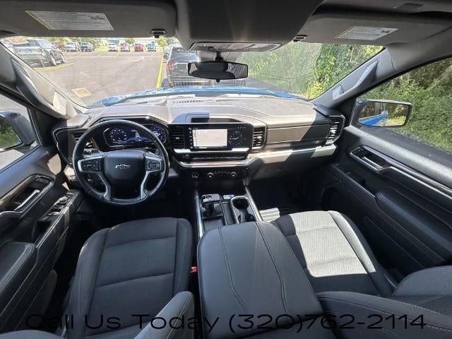 2023 Chevrolet Silverado 1500 Crew Cab Standard Box 4-Wheel Drive RST