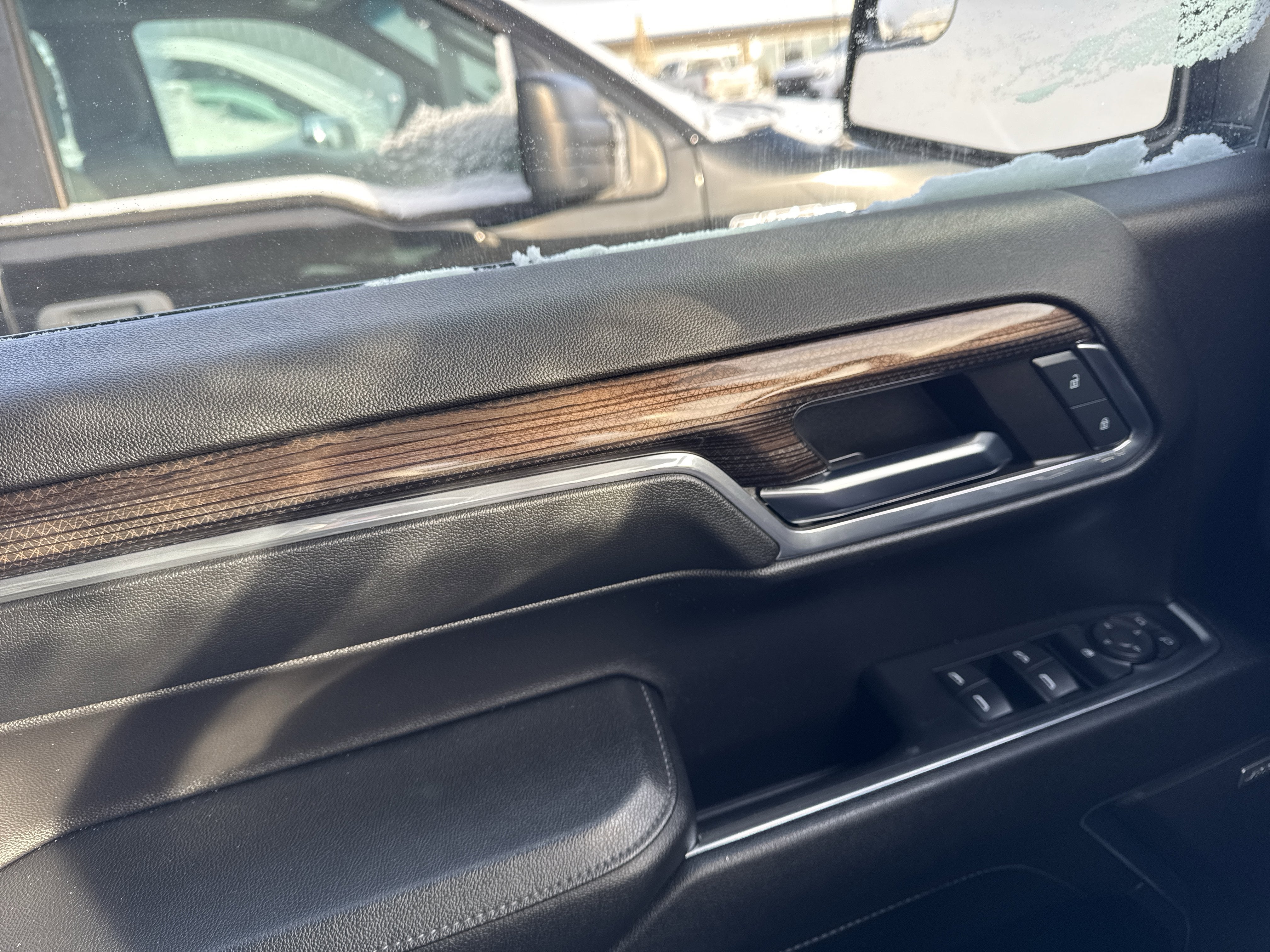 2024 Chevrolet Silverado 1500 Crew Cab Short Box 4-Wheel Drive LT Trail Boss