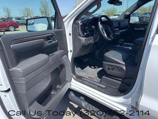 2025 Chevrolet Silverado 1500 Crew Cab Standard Box 4-Wheel Drive LT Trail Boss
