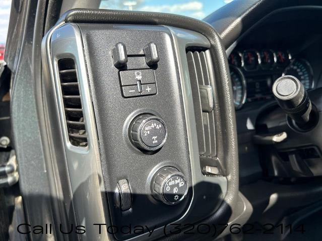 2017 Chevrolet Silverado 1500 Crew Cab Short Box 4-Wheel Drive LT Z71