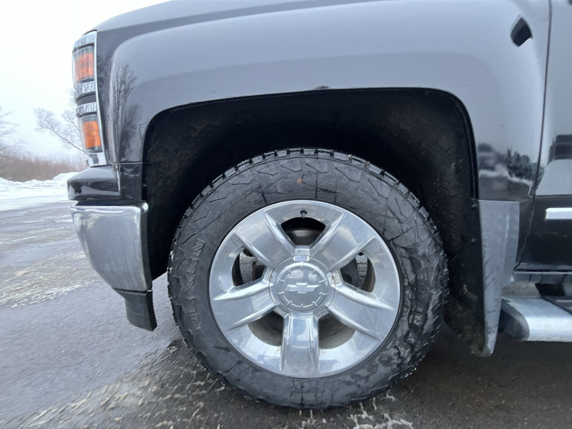 2015 Chevrolet Silverado 1500 Crew Cab Short Box 4-Wheel Drive LTZ