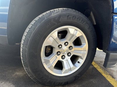 2018 Chevrolet Silverado 1500 Crew Cab Standard Box 4-Wheel Drive LTZ Z71