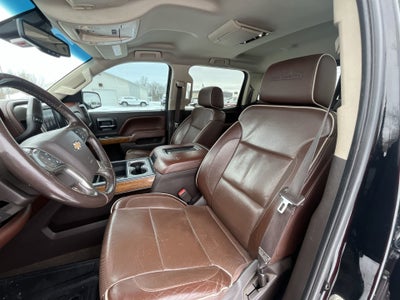 2016 Chevrolet Silverado 1500 Crew Cab Short Box 4-Wheel Drive High Country