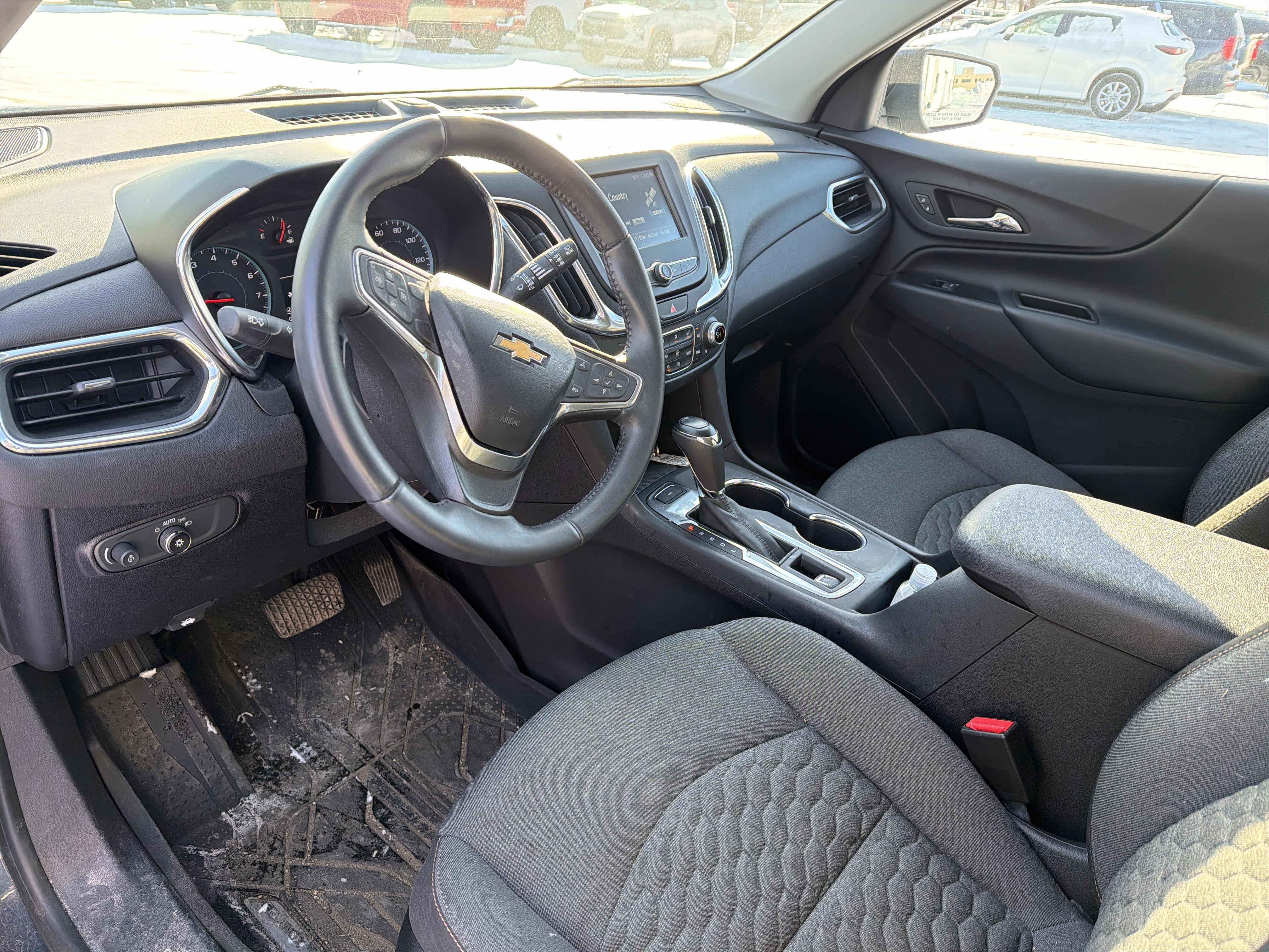 Used 2018 Chevrolet Equinox LT with VIN 3GNAXSEVXJL124692 for sale in Alexandria, Minnesota