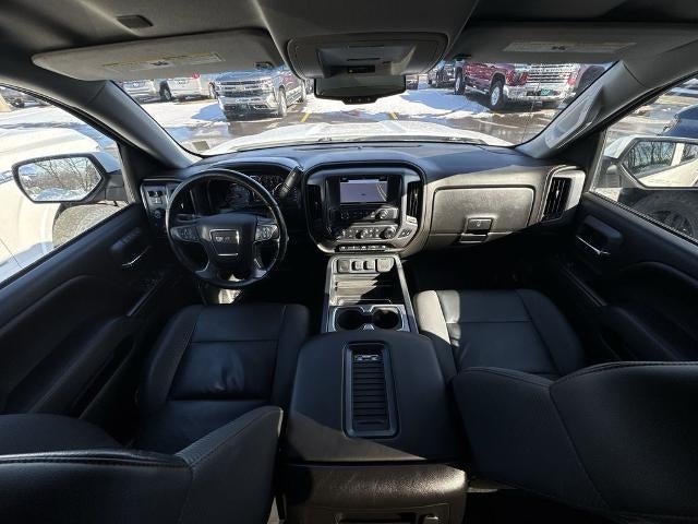 2017 GMC Sierra 1500 Crew Cab Short Box 4-Wheel Drive SLT