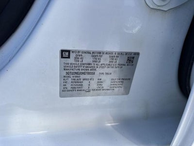 2017 GMC Sierra 1500 Crew Cab Short Box 4-Wheel Drive SLT