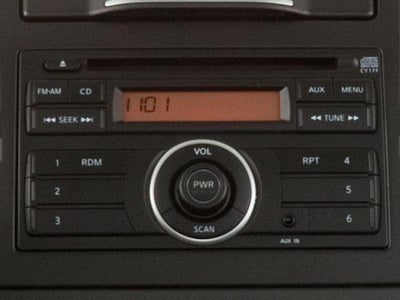 2010 Nissan Versa 5dr HB I4 CVT 1.8 SL