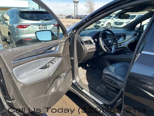 2023 Buick Enclave Essence AWD