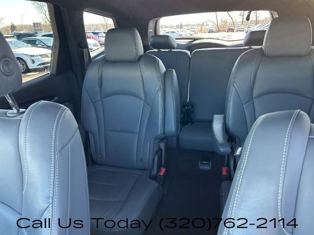 2023 Buick Enclave Essence AWD