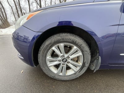 2012 Hyundai SONATA 4dr Sdn 2.4 Auto GLS