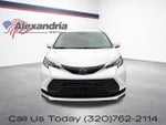 2022 Toyota Sienna LE FWD 8-Passenger (Natl)