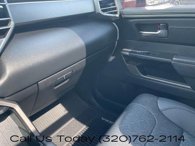2024 Toyota Sequoia Limited 4WD (SE)