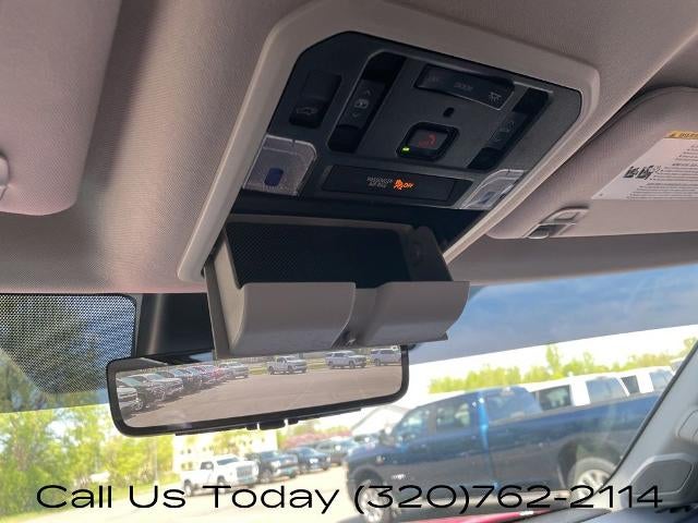 2024 Toyota Sequoia Limited 4WD (SE)