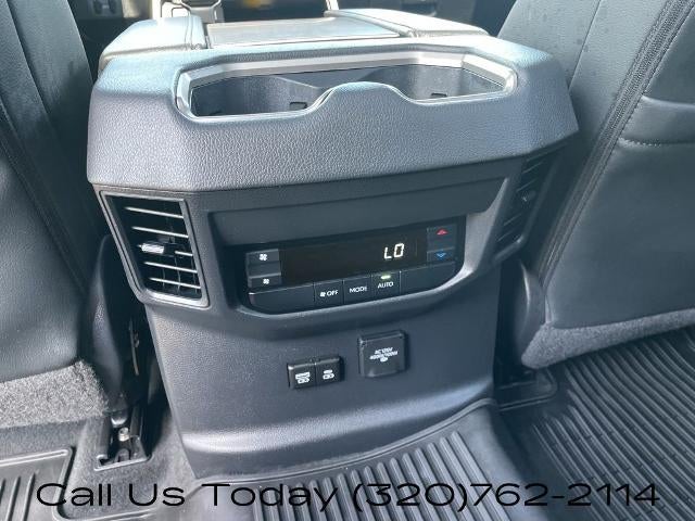 2024 Toyota Sequoia Limited 4WD (SE)