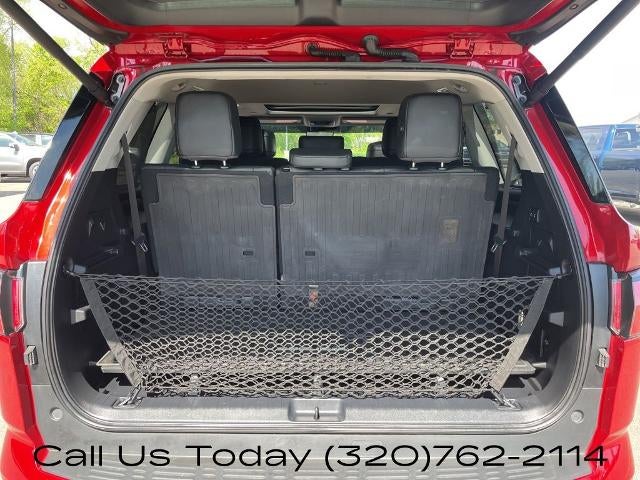 2024 Toyota Sequoia Limited 4WD (SE)