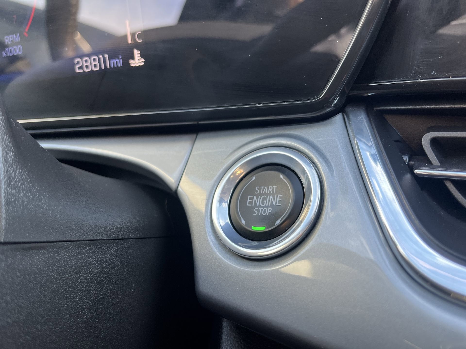 2025 Chevrolet Trax FWD 4dr LT