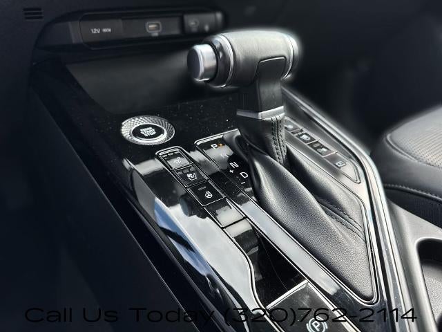 2024 Kia Niro SX FWD