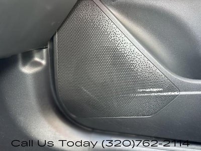 2024 Kia Niro SX FWD