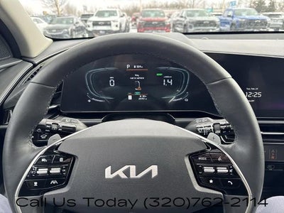 2024 Kia Niro SX FWD