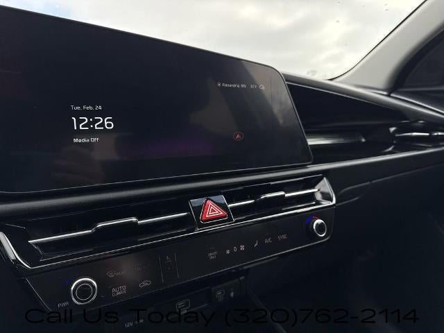 2024 Kia Niro SX FWD