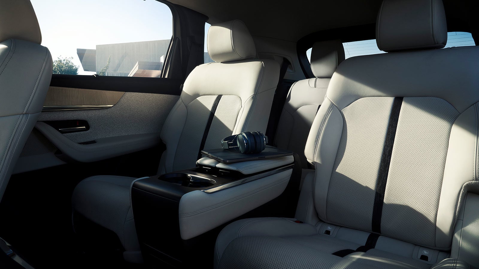 2026 Mazda CX-90 second-row seating